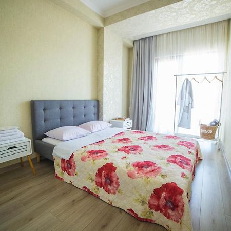 Comfy Apartment Tbilisi Buitenkant foto