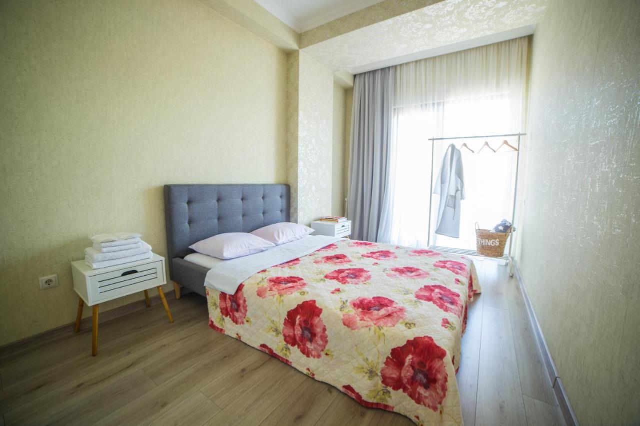 Comfy Apartment Tbilisi Buitenkant foto