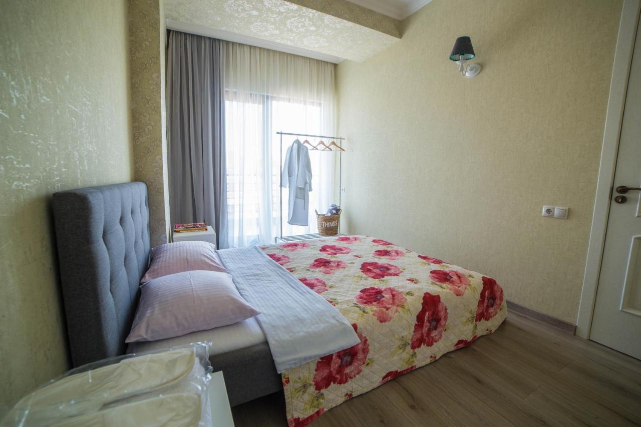 Comfy Apartment Tbilisi Buitenkant foto