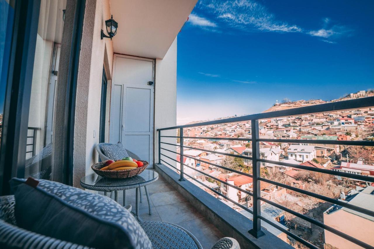 Comfy Apartment Tbilisi Buitenkant foto