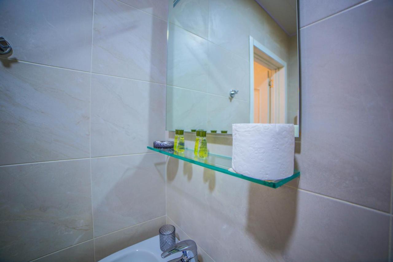Comfy Apartment Tbilisi Buitenkant foto